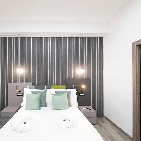 לינה וארוחת בוקר Trastevere Luxury רומא